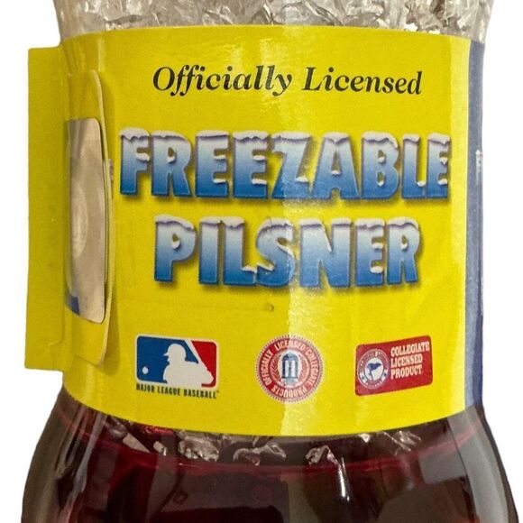 2 Officially Licensed Wisconsin Badgers 16 Ounce Freezable Pilsner Cups - Picture 6 of 8